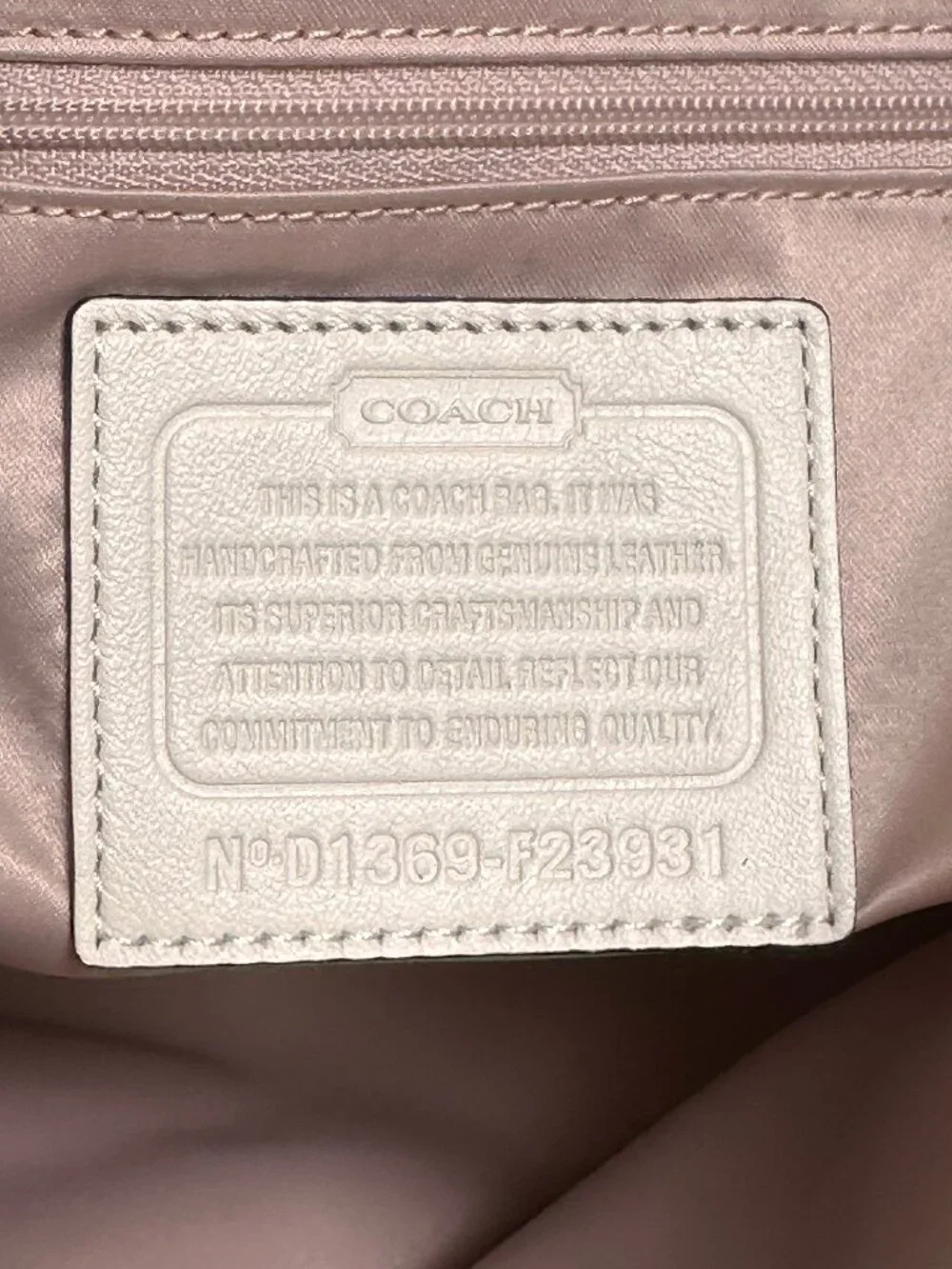 COACH Park Woven Hobo F23931 in Parchment Leather - MSRP $598 in EUC